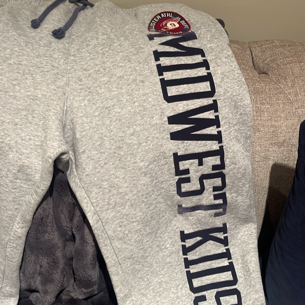 Hollister sweatpants drawstring